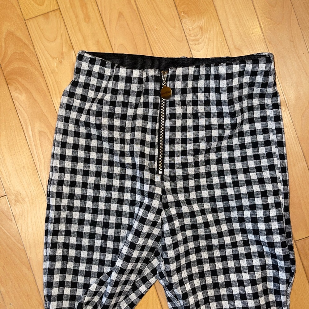 Cute pants - Picture 2 of 3